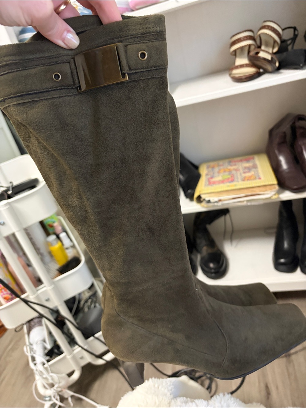 Franco sarto size 8 Classic Women's Knee-High Suede Boot - Olive
